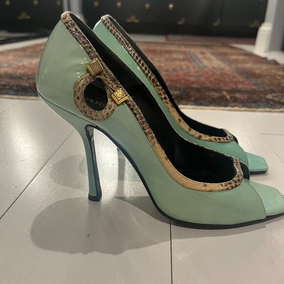 Gianni Versace Open Toe Pale Green Patent Leather Heels with Snakeskin Trim 5.5 - Picture 2 of 10